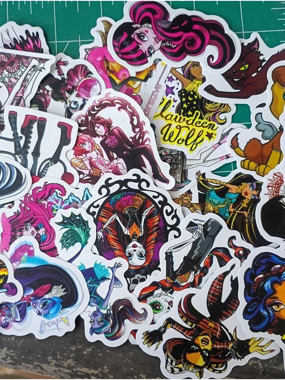 2/$10 Monster High 25 Piece Sticker Set